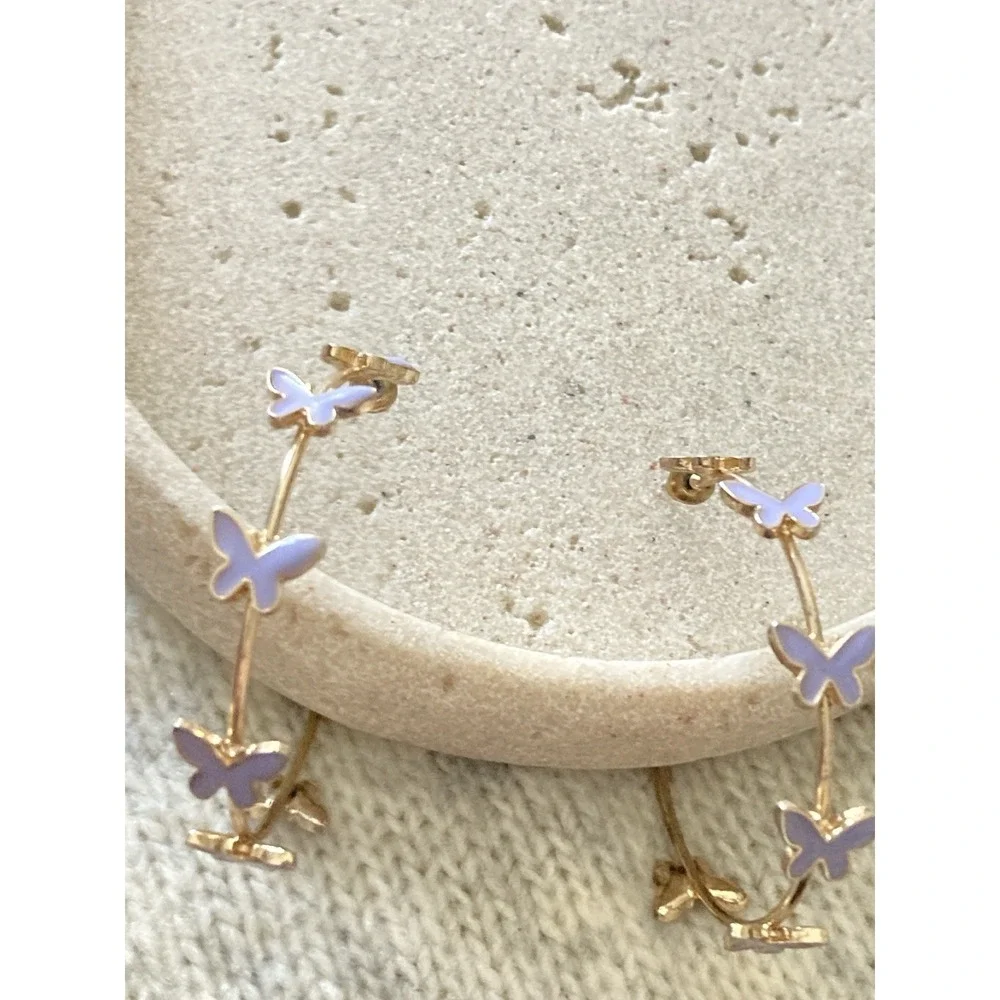 Gold Tone Lilac‎ Enamel Butterfly Open Hoop Earrings  Whimsical Fairy Purple